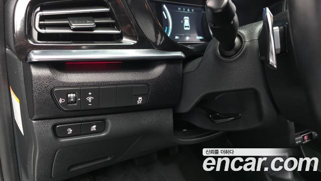 Kia Niro Plus Air 2023 — фото 28