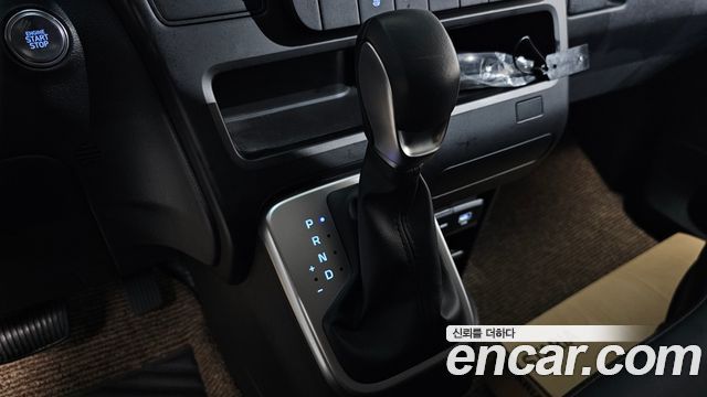 Hyundai Staria Cargo 3-Seater Modern 2025 — фото 9