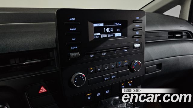 Hyundai Staria Cargo 3-Seater Modern 2025 — фото 14