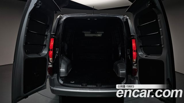 Hyundai Staria Cargo 3-Seater Modern 2025 — фото 20