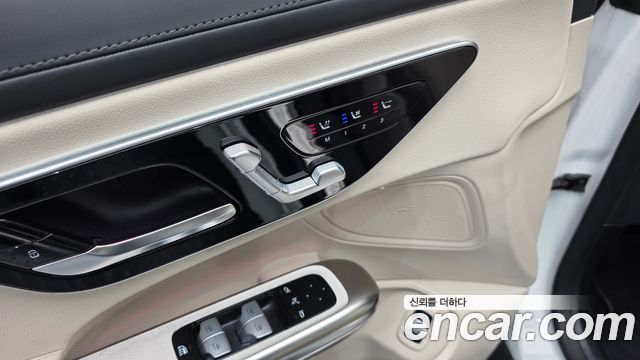 Mercedes-Benz CLE-Class (C236) CLE200 Cabriolet 2025 — фото 20