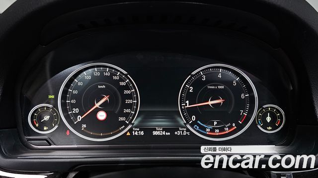 BMW 5 Series (F10) 528i M Aero Dynamic 2016 — фото 8