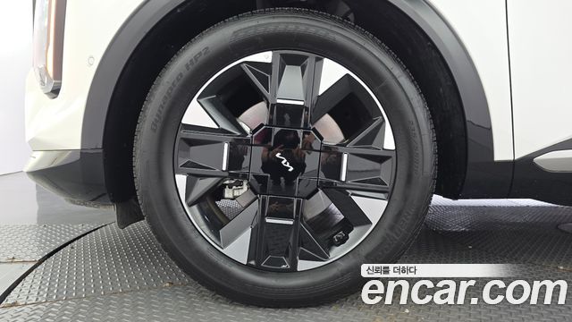 Kia Sportage (V) Gasoline 1.6 Turbo 4WD Signature 2025 — фото 5