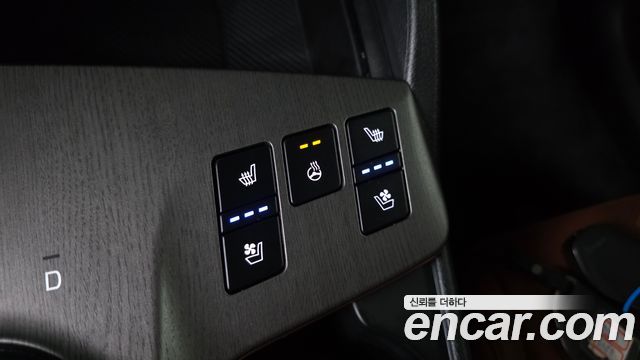 Kia Sportage (V) Gasoline 1.6 Turbo 4WD Signature 2025 — фото 34