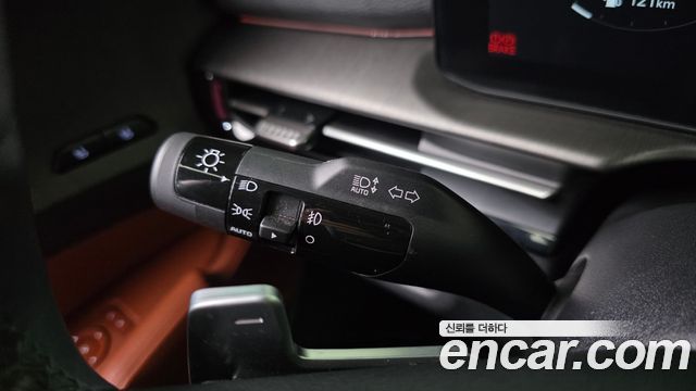 Kia Sportage (V) Gasoline 1.6 Turbo 4WD Signature 2025 — фото 35