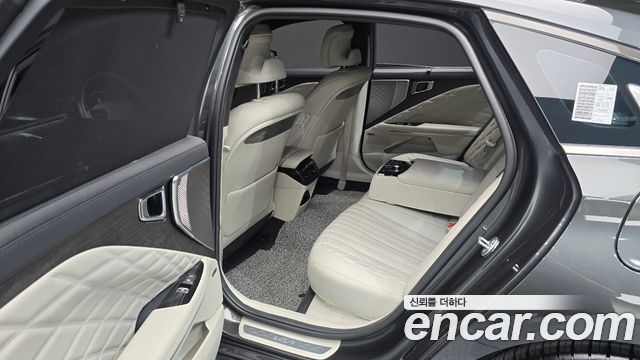 Kia K8 2.5 Gasoline 2WD Signature 2023 — фото 11
