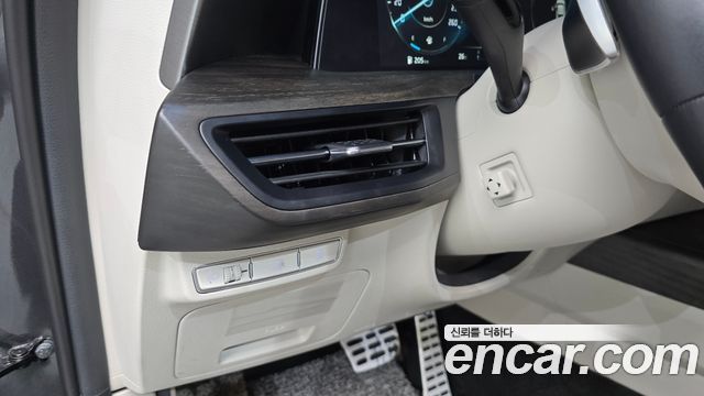 Kia K8 2.5 Gasoline 2WD Signature 2023 — фото 14