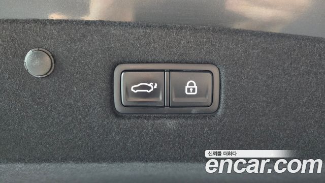 Kia K8 2.5 Gasoline 2WD Signature 2023 — фото 20