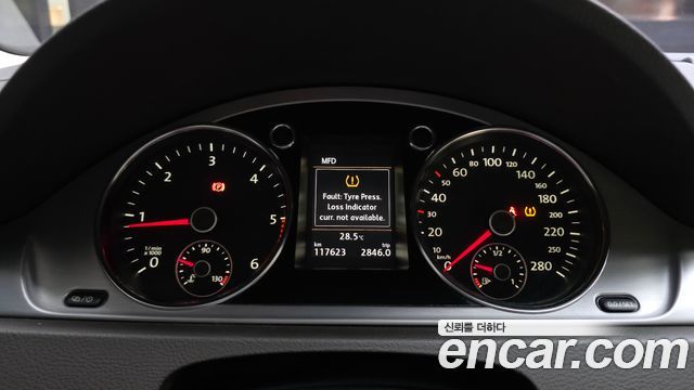 Volkswagen CC 2.0 TDI BlueMotion 2015 — фото 8