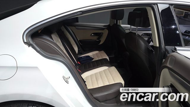 Volkswagen CC 2.0 TDI BlueMotion 2015 — фото 12