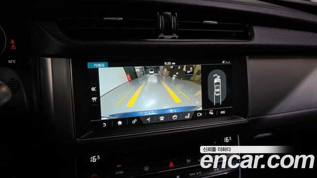 Jaguar XF (X260) 20d Prestige AWD 2017 — фото 15