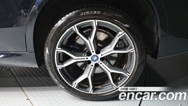 BMW X5 (G05) xDrive 45e M Sport 2022 — фото 21