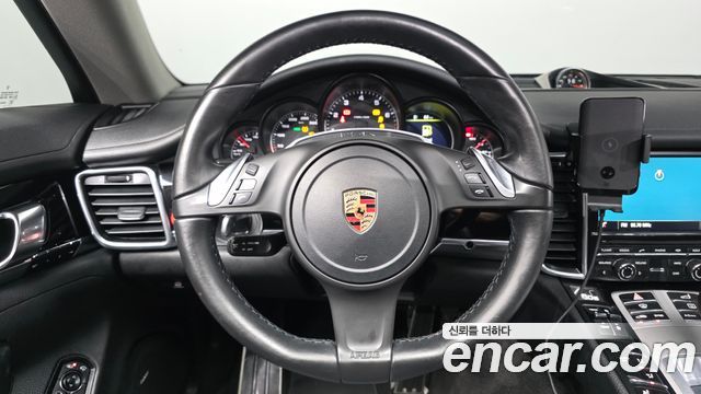 Porsche Panamera 3.6 AWD Edition 970 2016 — фото 13