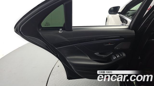Mercedes-Benz S-Class (W222) S350 d 4MATIC 2019 — фото 25