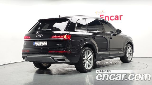 Audi Q7 (4M) 45 TDI Quattro Premium 2023 — фото 2