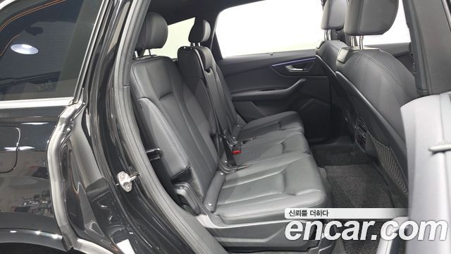 Audi Q7 (4M) 45 TDI Quattro Premium 2023 — фото 12