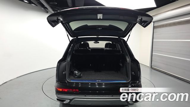 Audi Q7 (4M) 45 TDI Quattro Premium 2023 — фото 20