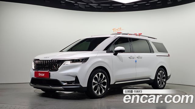Kia Carnival (IV) Gasoline 9-Seater Signature