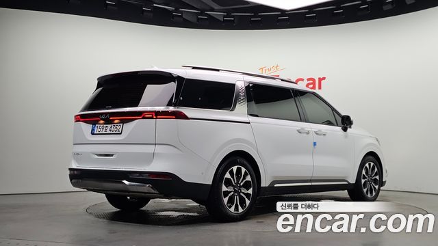 Kia Carnival (IV) Gasoline 9-Seater Signature 2023 — фото 2