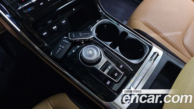 Kia Carnival (IV) Gasoline 9-Seater Signature 2023 — фото 9
