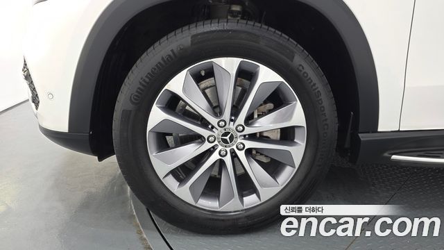 Mercedes-Benz GLE-Class (W167) GLE300d 4MATIC 2023 — фото 5