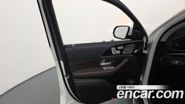 Mercedes-Benz GLE-Class (W167) GLE300d 4MATIC 2023 — фото 24