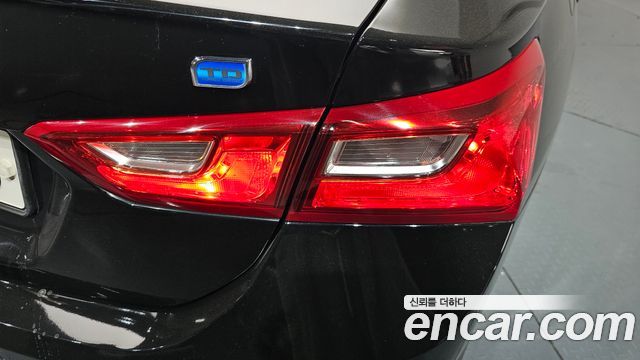 Chevrolet Malibu 1.6 Diesel LT 2020 — фото 23
