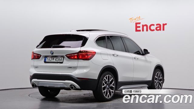 BMW X1 (F48) xDrive 20i xLine 2022 — фото 2