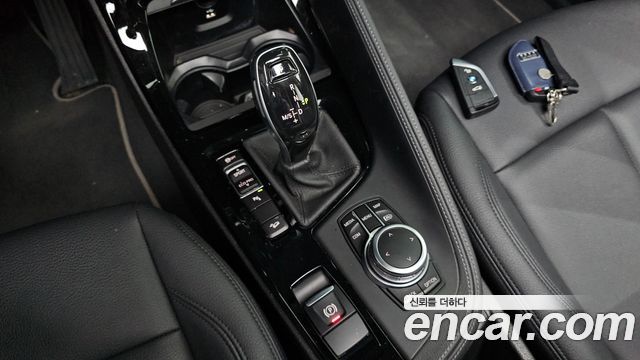 BMW X1 (F48) xDrive 20i xLine 2022 — фото 9
