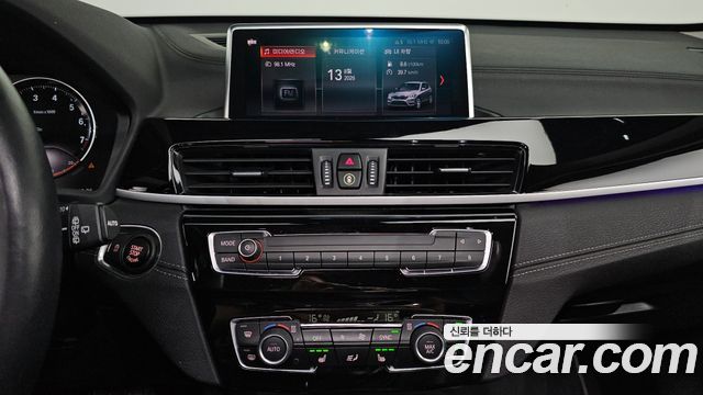 BMW X1 (F48) xDrive 20i xLine 2022 — фото 13