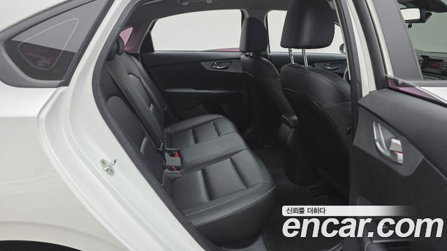 Kia K3 (II) 1.6 Trendy 2022 — фото 12