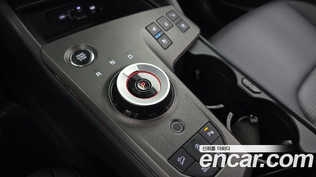 Kia Sportage (V) Gasoline 1.6 Turbo 2WD Signature 2025 — фото 9