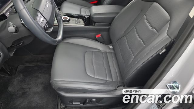 Kia Sportage (V) Gasoline 1.6 Turbo 2WD Signature 2025 — фото 29