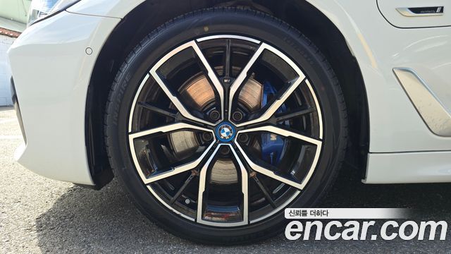 BMW 5 Series (G30) 530e M Sport 2023 — фото 5