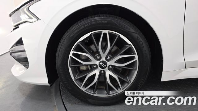 Kia K5 (III) 2.0 Prestige 2021 — фото 5