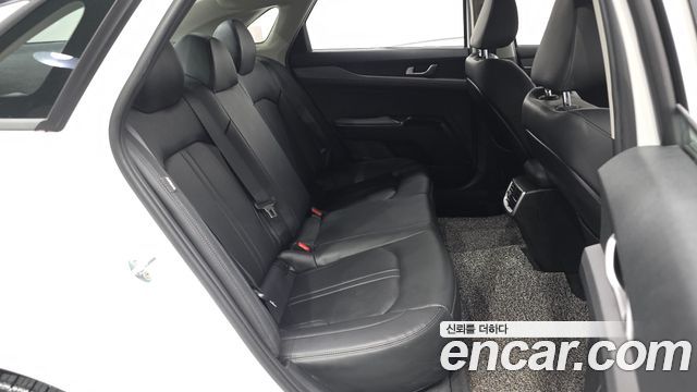 Kia K5 (III) 2.0 Prestige 2021 — фото 12