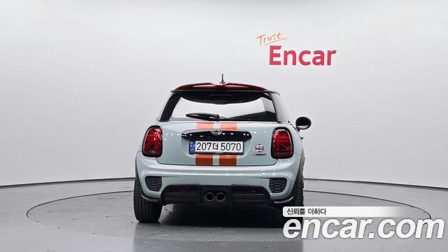 MINI Cooper S JCW Delaney Edition 3rd 2019 — фото 4