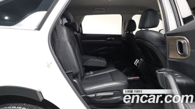 Kia Sorento (IV) Gasoline 2.5T 4WD Prestige 2022 — фото 11