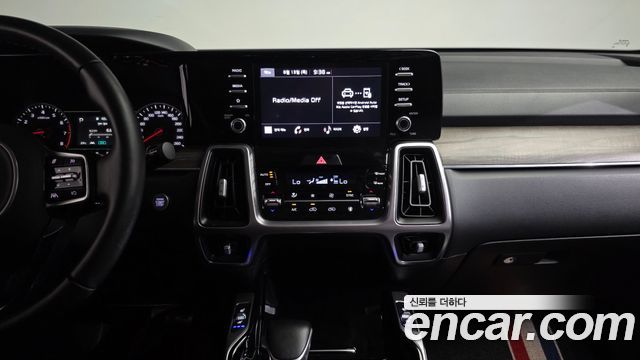 Kia Sorento (IV) Gasoline 2.5T 4WD Prestige 2022 — фото 13