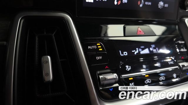 Kia Sorento (IV) Gasoline 2.5T 4WD Prestige 2022 — фото 27