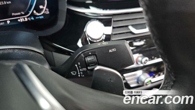 BMW 5 Series (G30) 530e Luxury 2020 — фото 17