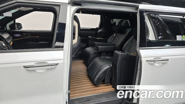 Kia Carnival (IV) Gasoline 9-seater Limousine(Special vehicle) 2021 — фото 12