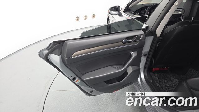 Volkswagen Arteon 2.0 TDI Prestige 2019 — фото 25