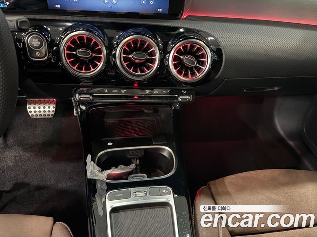 Mercedes-Benz CLA-Class (C118) CLA250 4MATIC 2025 — фото 21