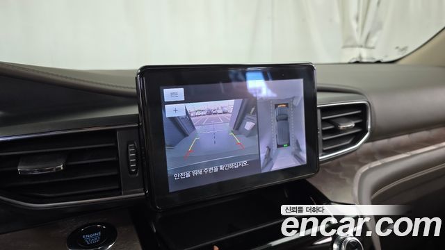 Ford Explorer (VI) 3.0 Platinum 4WD 2022 — фото 14