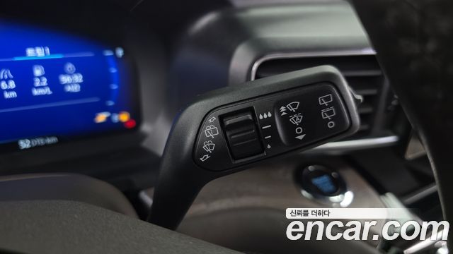 Ford Explorer (VI) 3.0 Platinum 4WD 2022 — фото 28