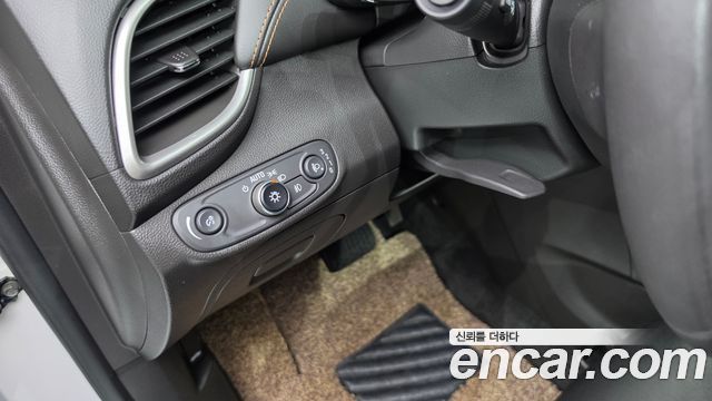 Chevrolet Trax 1.4 Red Line LT Core 2019 — фото 23