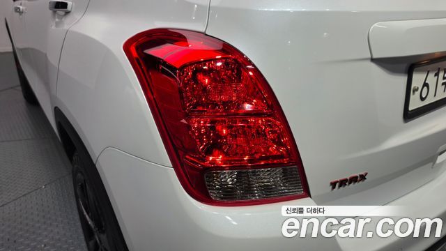 Chevrolet Trax 1.4 Red Line LT Core 2019 — фото 29