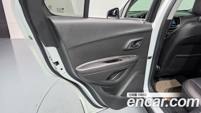 Chevrolet Trax 1.4 Red Line LT Core 2019 — фото 31