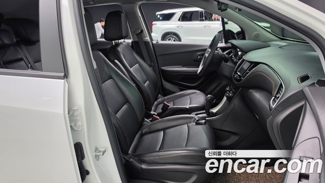 Chevrolet Trax 1.4 Red Line LT Core 2019 — фото 32